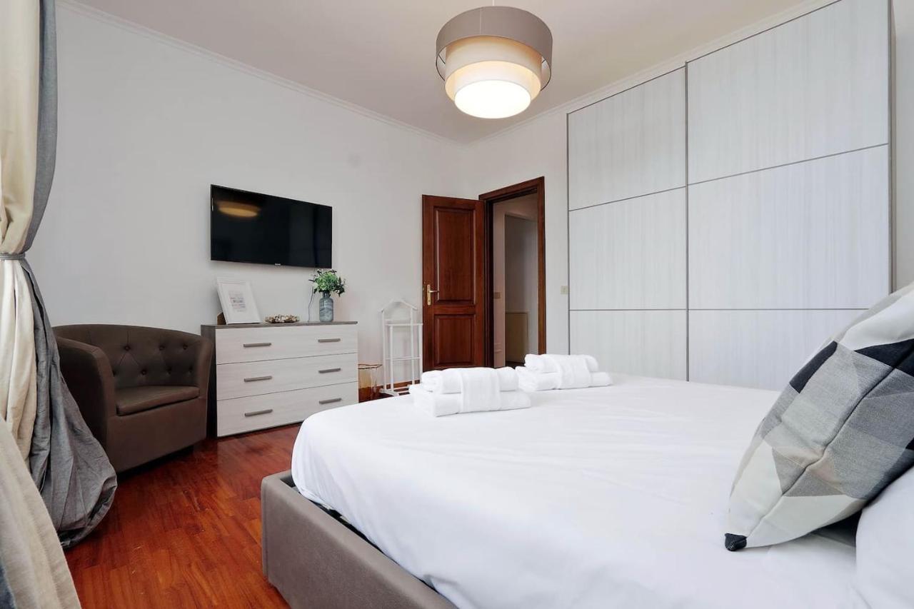 Colosseo Sunset Apartment Rome Exterior photo